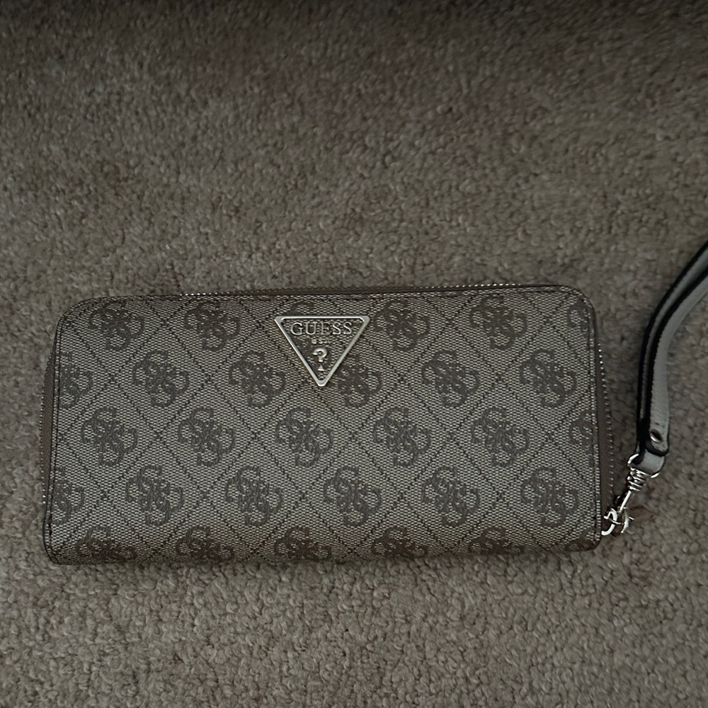 Guess Tan Logo Pattern Wallet